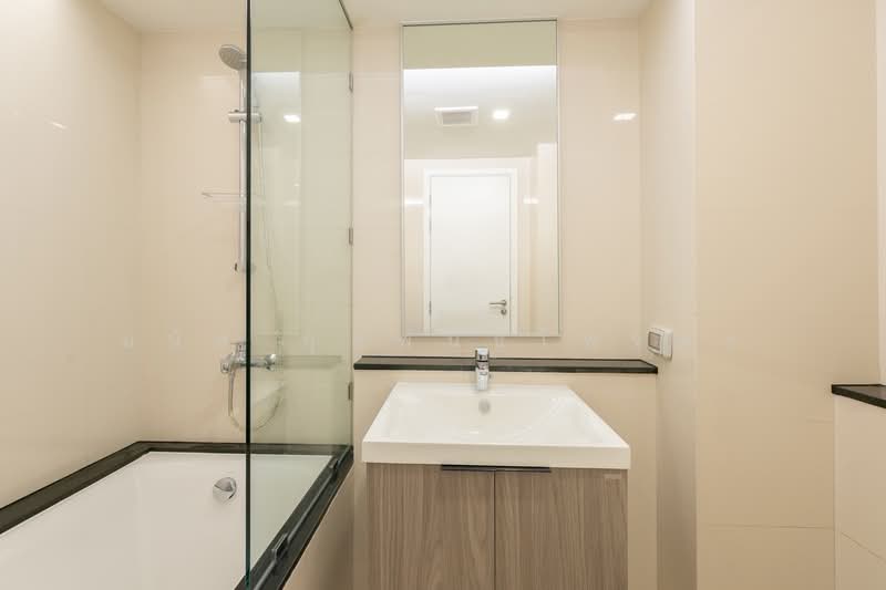 Circle Rein Sukhumvit 12, Bangkok, 20 Soi Sukhumvit 12 (Soi Sukjai), Sukhumvit Road, Khlong Toei, Bangkok, 1 Bedroom, 30 sqm, Condo For Sale, by มนัส กุลพันธ์ไพจิตร, 500463869 - DDproperty.com