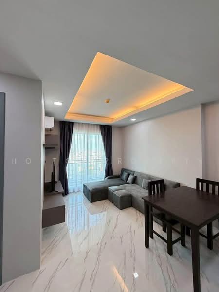 Thru Thonglor, Bangkok, Petchaburi Road, Bang Kapi, Huai Khwang, Bangkok, 1 Bedroom, 37 sqm, Condo For Rent, by Holtop Property, 500463877 - DDproperty.com