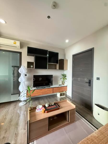 Urbano Rajavithi, Bangkok, Rajavithi Road, Bang Phlat, Bangkok, 1 Bedroom, 30 sqm, Condo For Rent, by Holtop Property, 500463917 - DDproperty.com