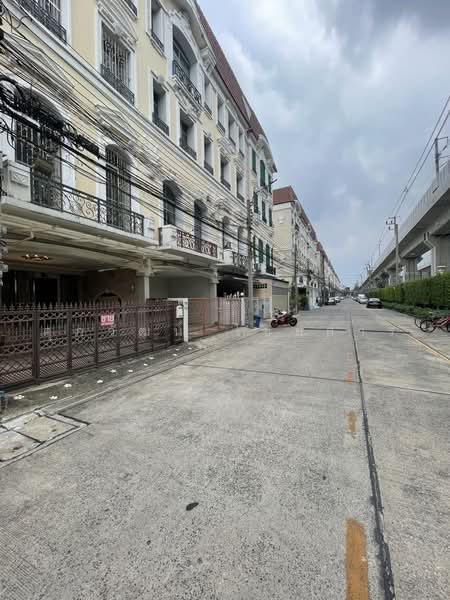 Baan Klang Muang Monte-Carlo, Bangkok, Moobaan Klang Muang Monte-Carlo Road, Ratchavipha, Lat Yao, Chatuchak, Bangkok, 5 Bedrooms, 220 sqm, Townhouse For Sale, by ศุภวัฒน์ ไชยสาร, 500463935 - DDproperty.com