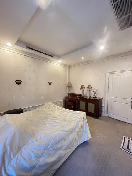 Baan Klang Muang Monte-Carlo : บ้านกลางเมือง มอนติ-คาร์โล, กรุงเทพ, ถนน หมู่บ้านกลางเมืองมอลติ-คาโล รัชวิภา, ลาดยาว, จตุจักร, กรุงเทพ, 220 ตร.ม., ทาวน์เฮ้าส์ ขาย, โดย ศุภวัฒน์ ไชยสาร, 500463935 - DDproperty.com