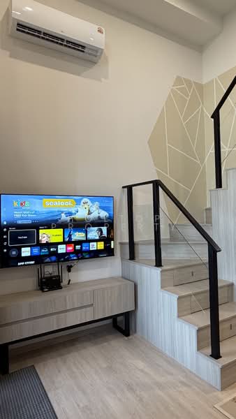 Origin Plug & Play E22 Station : ออริจิ้น ปลั๊ก แอนด์ เพลย์ อี 22 สเตชั่น, สมุทรปราการ, 218 ถ.สายลวด, ปากน้ำ, เมืองสมุทรปราการ, สมุทรปราการ, 39 ตร.ม., คอนโด ให้เช่า, โดย Holtop Property, 500463969 - DDproperty.com
