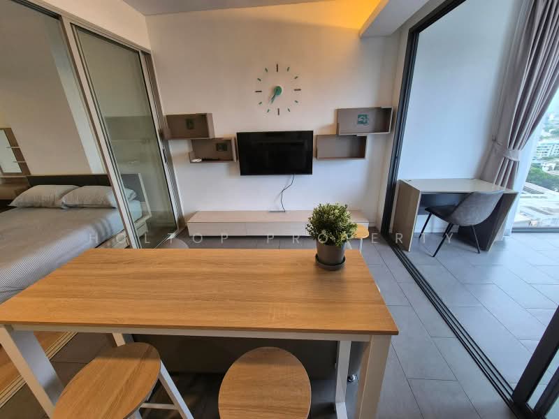 Siamese Ratchakru, Bangkok, 48 Phahonyothin Rd, Samsen Nai, Phaya Thai, Bangkok, 1 Bedroom, 34 sqm, Condo For Rent, by Holtop Property, 500463974 - DDproperty.com