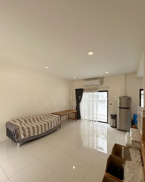 Villa Albero Rama 9, Bangkok, Krungthep Kreetha Road, Saphan Sung, Bangkok, 2 Bedrooms, 177 sqm, Townhouse For Sale, by Naphattarat Rachatacharoonrut (NATTY), 500464014 - DDproperty.com