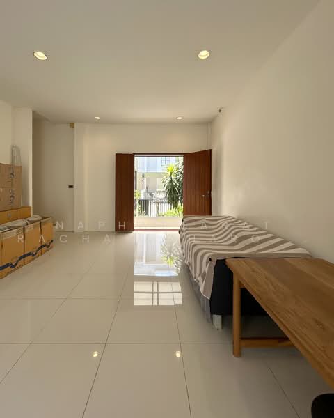Villa Albero Rama 9, Bangkok, Krungthep Kreetha Road, Saphan Sung, Bangkok, 2 Bedrooms, 177 sqm, Townhouse For Sale, by Naphattarat Rachatacharoonrut (NATTY), 500464014 - DDproperty.com