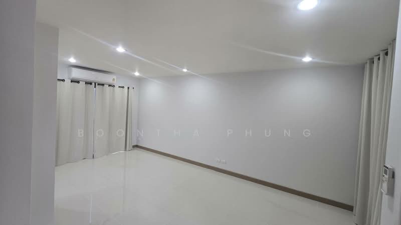 Natura Trend Rattanathibet-Ratchapruek, Nonthaburi, 11 Soi Bang Len 21, Bang Len, Bang Yai, Nonthaburi, 3 Bedrooms, 116 sqm, Townhouse For Rent, by Boontha Phung, 500464023 - DDproperty.com