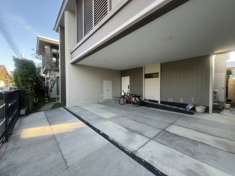Burasiri Krungthep Kreetha, Bangkok, 95 Soi Pracha Ruam Chai, Hua Mak, Bang Kapi, Bangkok, 4 Bedrooms, 350 sqm, Single Detached House For Sale, by Usuma Usumachat, 500464048 - DDproperty.com