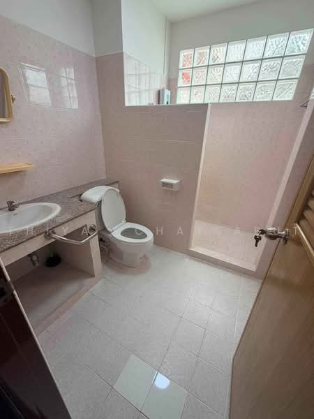 บ้าน4ห้องนอน จอดรถได้3คัน ห่างMRT1.2Km, Bangkok, Bang Khun Sri, Bangkok Noi, Bangkok, 4 Bedrooms, 250 sqm, Single Detached House For Rent, by Thiya Chaysabut, 500464057 - DDproperty.com