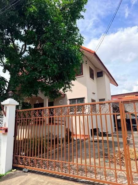 บ้าน4ห้องนอน จอดรถได้3คัน ห่างMRT1.2Km, Bangkok, Bang Khun Sri, Bangkok Noi, Bangkok, 4 Bedrooms, 250 sqm, Single Detached House For Rent, by Thiya Chaysabut, 500464057 - DDproperty.com