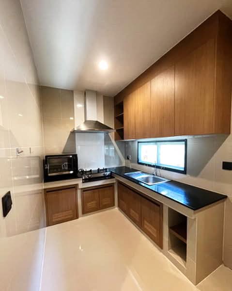 Setthasiri Krungthep Kreetha, Bangkok, Krungthep Kreetha Road, Hua Mak, Bang Kapi, Bangkok, 4 Bedrooms, 230 sqm, Single Detached House For Rent, by นัฐพงค์ มณีอัครเนตร, 500464067 - DDproperty.com