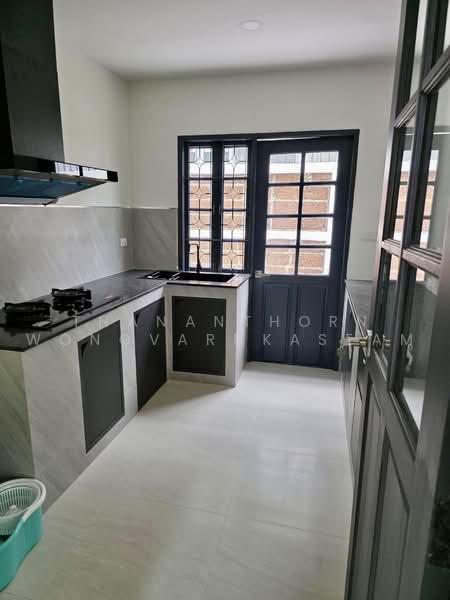 Ladawan Srinakarin, Samut Prakan, Srinakarin Road, Bang Kaeo, Bang Plee, Samut Prakan, 3 Bedrooms, 197 sqm, Single Detached House For Sale, by Thananthorn Wongvarnkaseam, 500464069 - DDproperty.com