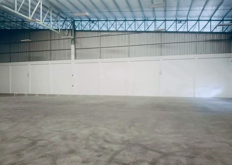 โรงงานให้เช่ารวมอาคาร 1,200 ตร.ม. สีม่วง Bangsamark 9 บางสมัคร บางปะกง, Chachoengsao, Bang Samak, Bang Pakong, Chachoengsao, , 1,200 sqm, Warehouse/Factory For Rent, by Prapassara Muangpin, 500464078 - DDproperty.com