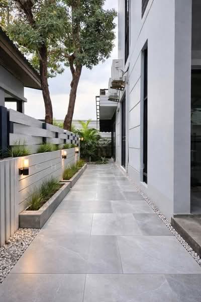 Areeya Mandarina Sukhumvit 77, Bangkok, Sukhumvit 77 Road (On Nut), Suan Luang, Bangkok, 3 Bedrooms, 250 sqm, Townhouse For Rent, by Thiya Chaysabut, 500464080 - DDproperty.com