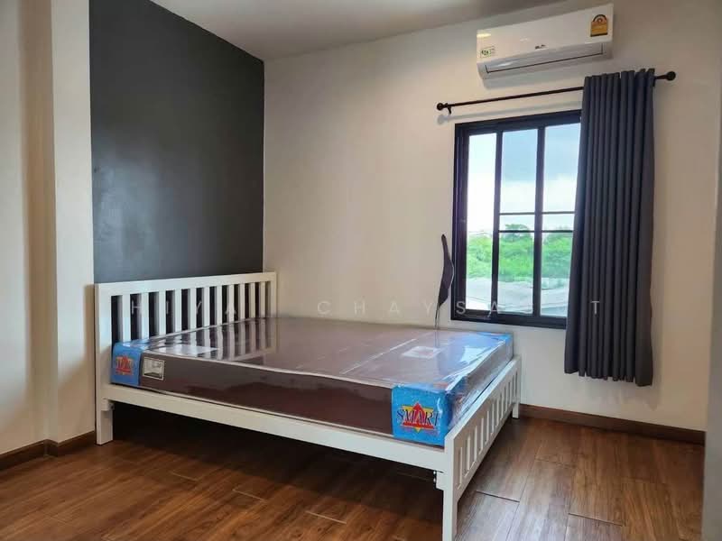 Areeya Mandarina Sukhumvit 77, Bangkok, Sukhumvit 77 Road (On Nut), Suan Luang, Bangkok, 3 Bedrooms, 250 sqm, Townhouse For Rent, by Thiya Chaysabut, 500464080 - DDproperty.com