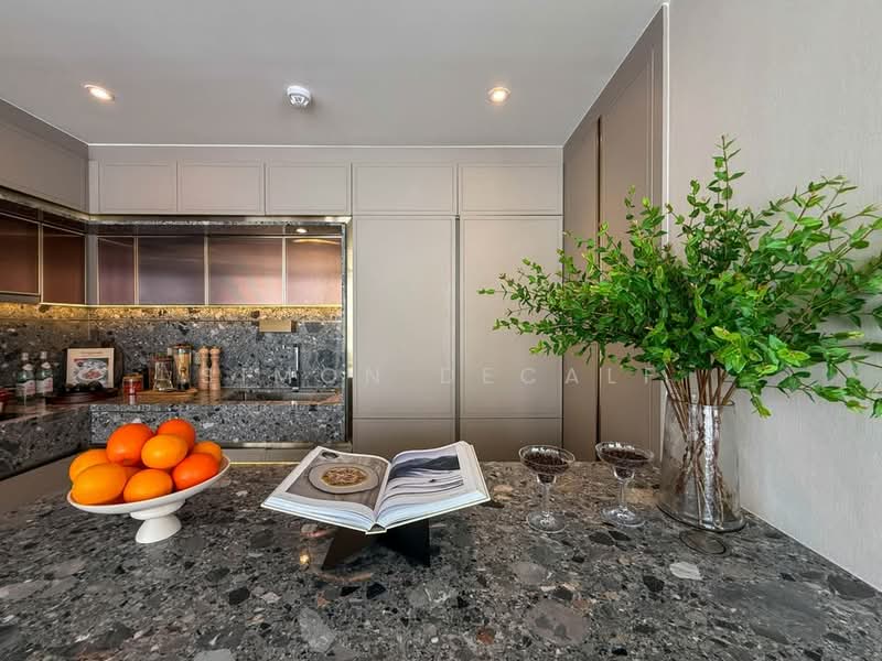 Via 34, Bangkok, 15 Soi Sukhumvit 34, Khong Tan, Khlong Toei, Bangkok, 3 Bedrooms, 150 sqm, Condo For Rent, by Simon Decalf, 500464090 - DDproperty.com