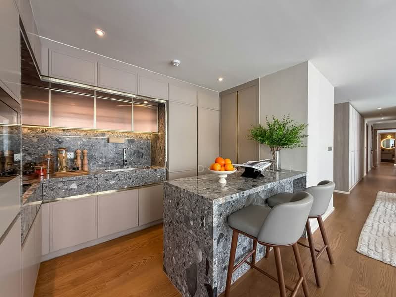 Via 34, Bangkok, 15 Soi Sukhumvit 34, Khong Tan, Khlong Toei, Bangkok, 3 Bedrooms, 150 sqm, Condo For Rent, by Simon Decalf, 500464090 - DDproperty.com