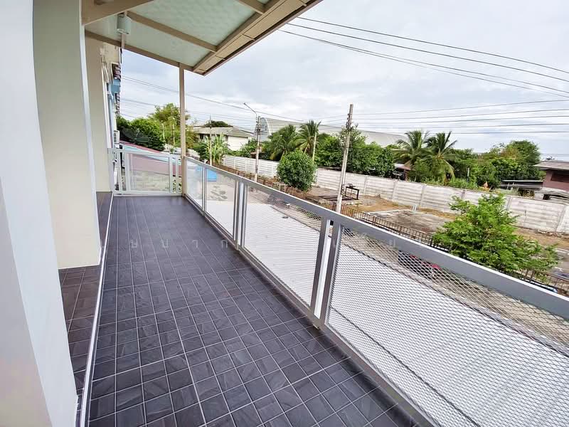 บ้านสวย หน้าบ้านโล่ง จอดรถสบาย ๆ หมู่บ้านพฤกษา 76 บางใหญ่ ตลาดพระปิ่น 3 ใกล้เซ็นทรัล เวสเกต, นนทบุรี, กาญจนาภิเษก, บางใหญ่, บางใหญ่, นนทบุรี, 110 ตร.ม., ทาวน์เฮ้าส์ ขาย, โดย บุษบากร (เจี๊ยบ), 500464119 - DDproperty.com
