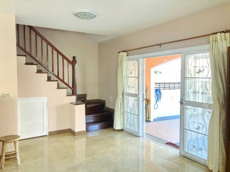 ไม่พบโครงการ, Pathum Thani, ลำลูกกา11 รังสิต-นครนายก, Khu Khot, Lam Luk Ka, Pathum Thani, 3 Bedrooms, 224 sqm, Townhouse For Rent, by ณัฐพงศ์ สุนทรอรุณ, 500464158 - DDproperty.com