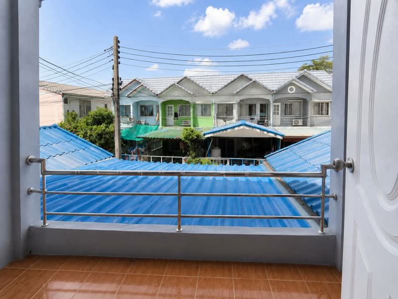บ้านอยู่เจริญ 3 : Baan Yoo Charoen 3, ปทุมธานี, พระองค์เจ้าสาย คลอง 4, ลาดสวาย, ลำลูกกา, ปทุมธานี, 130 ตร.ม., ทาวน์เฮ้าส์ ขาย, โดย กรกฤตย์ บุญสระ, 500464210 - DDproperty.com