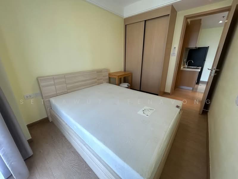 Regal Sathon-Naradhiwas, Bangkok, Naradhiwas Rajanagarindra Road, Thung Maha Mek, Sathon, Bangkok, 1 Bedroom, 35 sqm, Condo For Rent, by Settawut Leenavong, 500464234 - DDproperty.com
