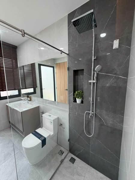 Preecha Ram 3 - Rat Phatthana, Bangkok, Saphan Sung, Bangkok, 4 Bedrooms, 453 sqm, Single Detached House For Sale, by Khun Jane, 500464249 - DDproperty.com