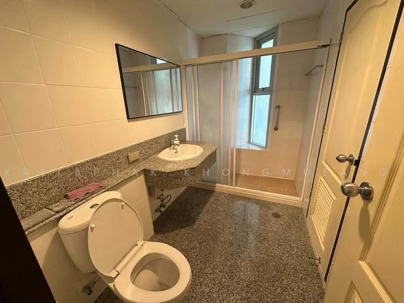 Sathorn House, Bangkok, Sathorn, Silom, Bang Rak, Bangkok, 2 Bedrooms, 50 sqm, Condo For Rent, by Kritaphak Khongmueang, 500464254 - DDproperty.com