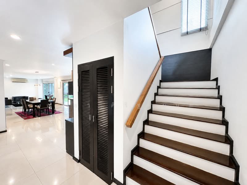 Noble Tara Pattanakarn, Bangkok, 2046 Pattanakarn Road, Suan Luang, Bangkok, 3 Bedrooms, 400 sqm, Single Detached House For Sale, by ณัฐยา ศิริฐานนท์, 500464283 - DDproperty.com