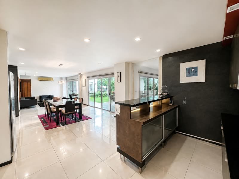 Noble Tara Pattanakarn, Bangkok, 2046 Pattanakarn Road, Suan Luang, Bangkok, 3 Bedrooms, 400 sqm, Single Detached House For Sale, by ณัฐยา ศิริฐานนท์, 500464283 - DDproperty.com