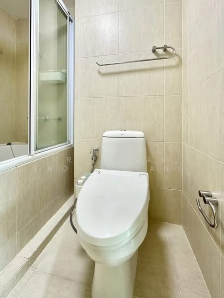 The Clover Thonglor Residence, Bangkok, Soi Sukhumvit 55, Khlong Tan Nua, Watthana, Bangkok, 1 Bedroom, 45 sqm, Condo For Rent, by Kritaphak Khongmueang, 500464292 - DDproperty.com