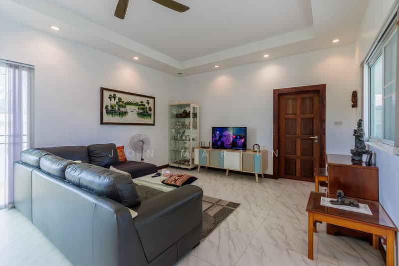 Palm Garden, Prachuap Khiri Khan, Hua Hin, Prachuap Khiri Khan, 3 Bedrooms, 180 sqm, Villa For Sale, by Jon Martin, 500464406 - DDproperty.com