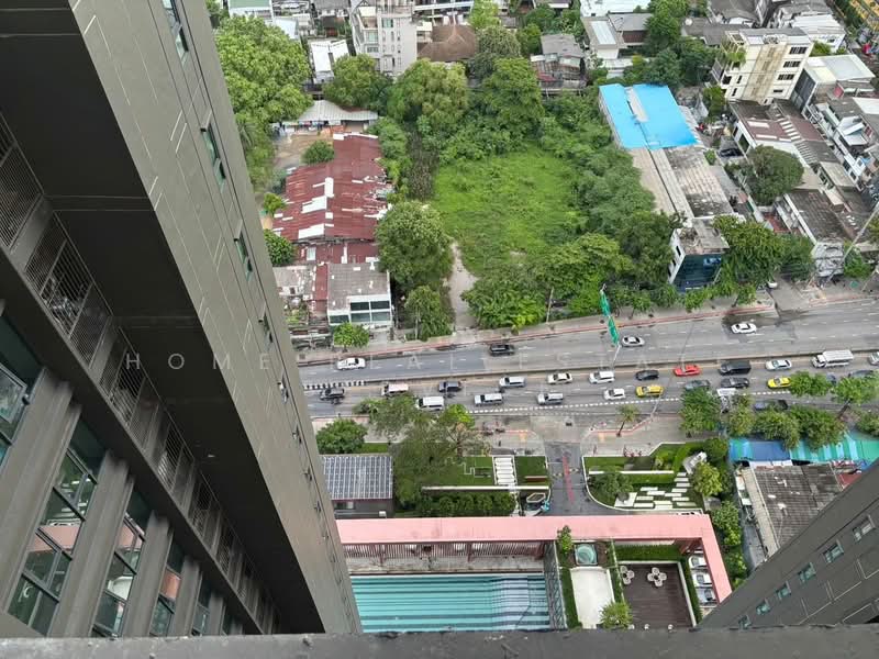 C Ekkamai, Bangkok, 888 Soi Sukhumvit 63, Sukhumvit Road, Khlong Tan Nua, Watthana, Bangkok, 1 Bedroom, 31 sqm, Condo For Sale, by HOME Real Estate Service, 500464415 - DDproperty.com