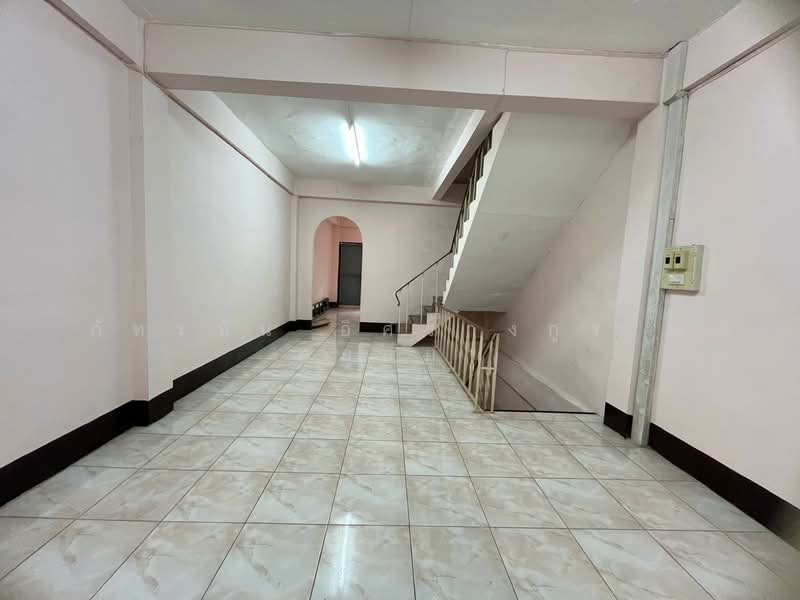 DK Rama 2, Bangkok, Soi Muban D.K., Bang Bon, Bangkok, 3 Bedrooms, 84 sqm, Townhouse For Sale, by ภัทรนัน อิศรางกูร ณ อยุธยา, 500464464 - DDproperty.com
