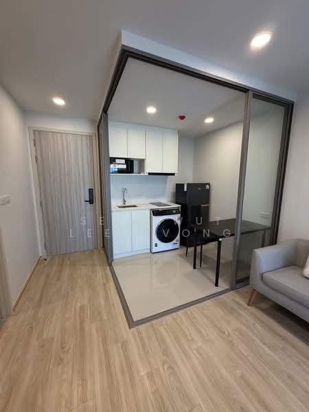 ESQUE Sukhumvit 101/1, Bangkok, Soi Wachiratham Sathit 25, Bang Chak, Phra Khanong, Bangkok, 1 Bedroom, 33 sqm, Condo For Rent, by Settawut Leenavong, 500464479 - DDproperty.com