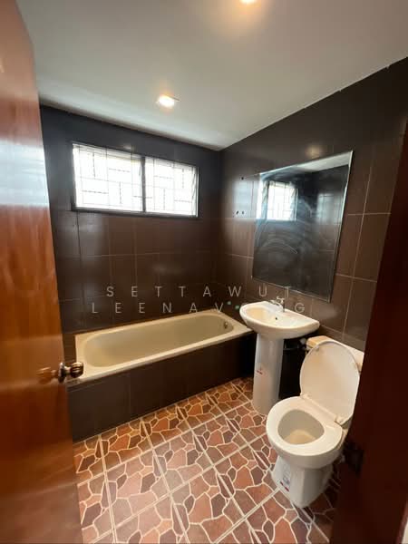undefined, Bangkok, Sai Mai, Bangkok, 3 Bedrooms, 220 sqm, Single Detached House For Sale, by Settawut Leenavong, 500464493 - DDproperty.com
