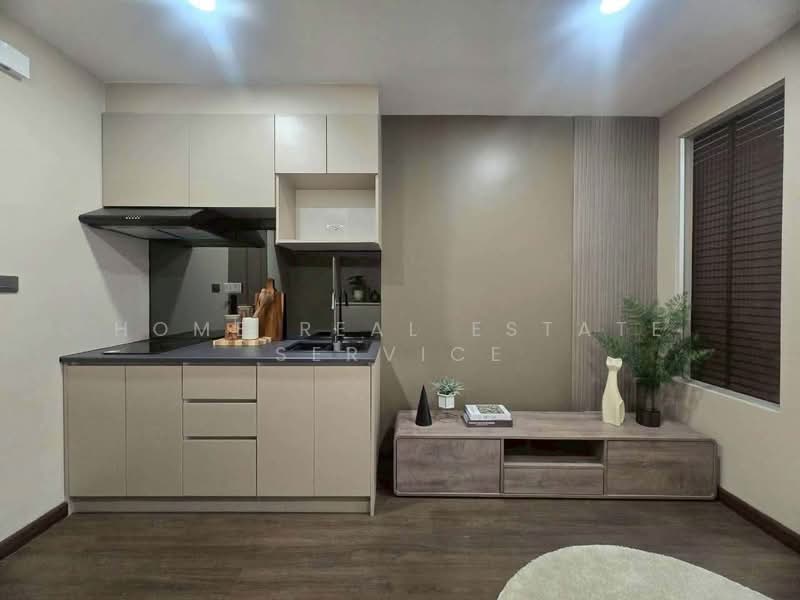 The Clover Thonglor Residence, Bangkok, Soi Sukhumvit 55, Khlong Tan Nua, Watthana, Bangkok, 1 Bedroom, 36 sqm, Condo For Sale, by HOME Real Estate Service, 500464500 - DDproperty.com