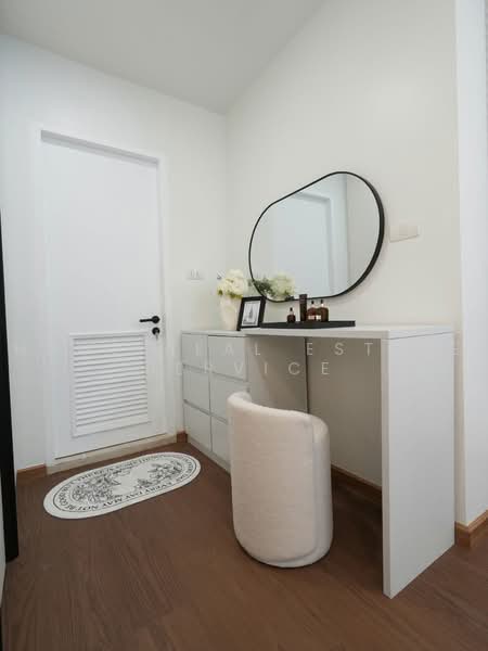 Lloyd Soonvijai-Thonglor, Bangkok, Soi Phetchaburi 47, Phetchaburi Road, Bang Kapi, Huai Khwang, Bangkok, 1 Bedroom, 27 sqm, Condo For Sale, by HOME Real Estate Service, 500464523 - DDproperty.com