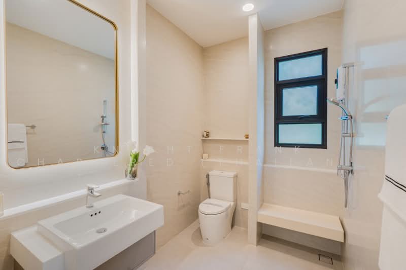 Narinsiri Krungthep Kreetha, Bangkok, Saphan Sung, Bangkok, 5 Bedrooms, 239 sqm, Single Detached House For Sale, by Knight Frank Chartered (Thailand) Co.,Ltd, 500464544 - DDproperty.com