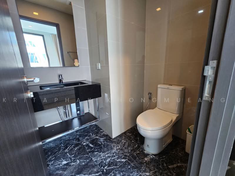 The Edge Sukhumvit 23, Bangkok, 6 Soi Sukhumvit 23, Khlongtoei Nua, Watthana, Bangkok, 1 Bedroom, 30 sqm, Condo For Rent, by Kritaphak Khongmueang, 500464553 - DDproperty.com