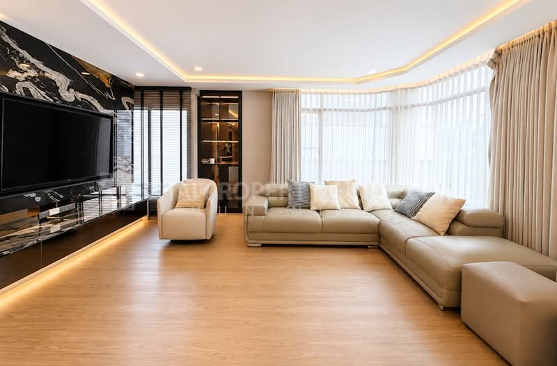 Navin Court, Bangkok, 63 Soi Ruamrudee 3, Lumphini, Pathum Wan, Bangkok, 3 Bedrooms, 171 sqm, Condo For Rent, by Khun Nita, 500464555 - DDproperty.com