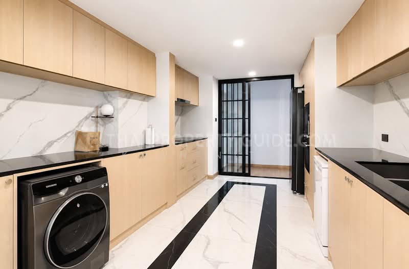 Navin Court, Bangkok, 63 Soi Ruamrudee 3, Lumphini, Pathum Wan, Bangkok, 3 Bedrooms, 171 sqm, Condo For Rent, by Khun Nita, 500464555 - DDproperty.com