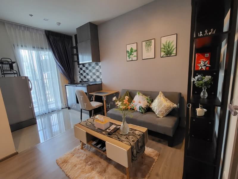 The Base Phetchaburi-Thonglor, Bangkok, Phetchaburi Rd, Bang Kapi, Huai Khwang, Bangkok, 1 Bedroom, 28 sqm, Condo For Rent, by Tanapat Jitwatcharakomol, 500464564 - DDproperty.com