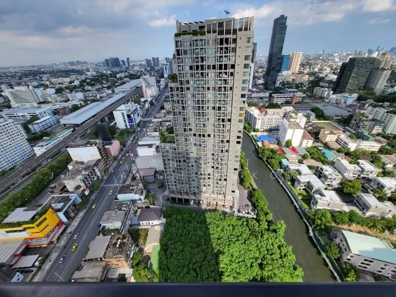The Base Phetchaburi-Thonglor, Bangkok, Phetchaburi Rd, Bang Kapi, Huai Khwang, Bangkok, 1 Bedroom, 28 sqm, Condo For Rent, by Tanapat Jitwatcharakomol, 500464564 - DDproperty.com