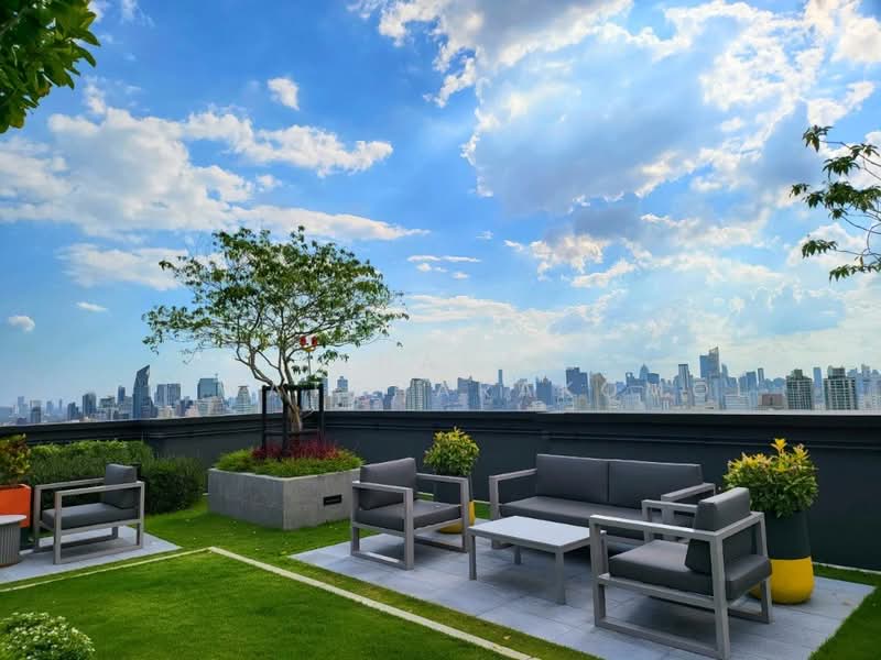 The Base Phetchaburi-Thonglor, Bangkok, Phetchaburi Rd, Bang Kapi, Huai Khwang, Bangkok, 1 Bedroom, 28 sqm, Condo For Rent, by Tanapat Jitwatcharakomol, 500464564 - DDproperty.com