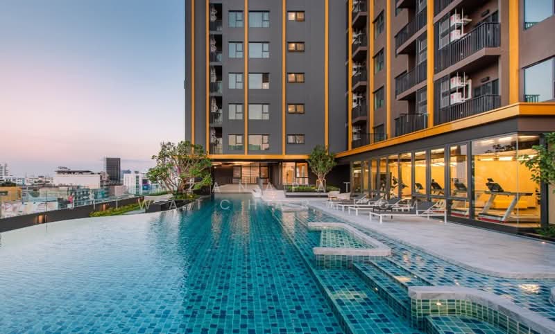 The Base Phetchaburi-Thonglor, Bangkok, Phetchaburi Rd, Bang Kapi, Huai Khwang, Bangkok, 1 Bedroom, 28 sqm, Condo For Rent, by Tanapat Jitwatcharakomol, 500464564 - DDproperty.com