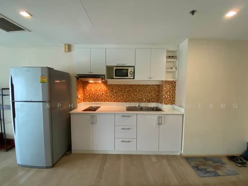 Noble Remix, Bangkok, 772 Soi Sukhumvit 36, Sukhumvit Road, Khong Tan, Khlong Toei, Bangkok, 1 Bedroom, 52 sqm, Condo For Rent, by Kritaphak Khongmueang, 500464580 - DDproperty.com