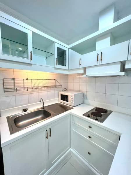 Supalai Place Sukhumvit 39, Bangkok, 175-179 Soi Sukhumvit 39 Sukhumvit Road, Khlong Tan Nua, Watthana, Bangkok, 1 Bedroom, 50 sqm, Condo For Rent, by Tanapat Jitwatcharakomol, 500464582 - DDproperty.com