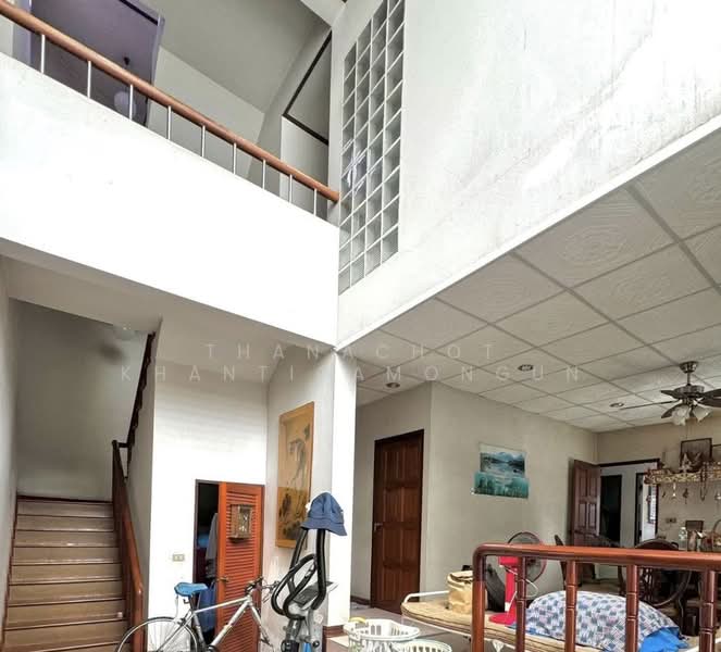 4-BR House, Bangkok, Chong Nonsi, Yan Nawa, Bangkok, 4 Bedrooms, 384 sqm, Single Detached House For Sale, by Thanachot Khantigamongun, 500464585 - DDproperty.com