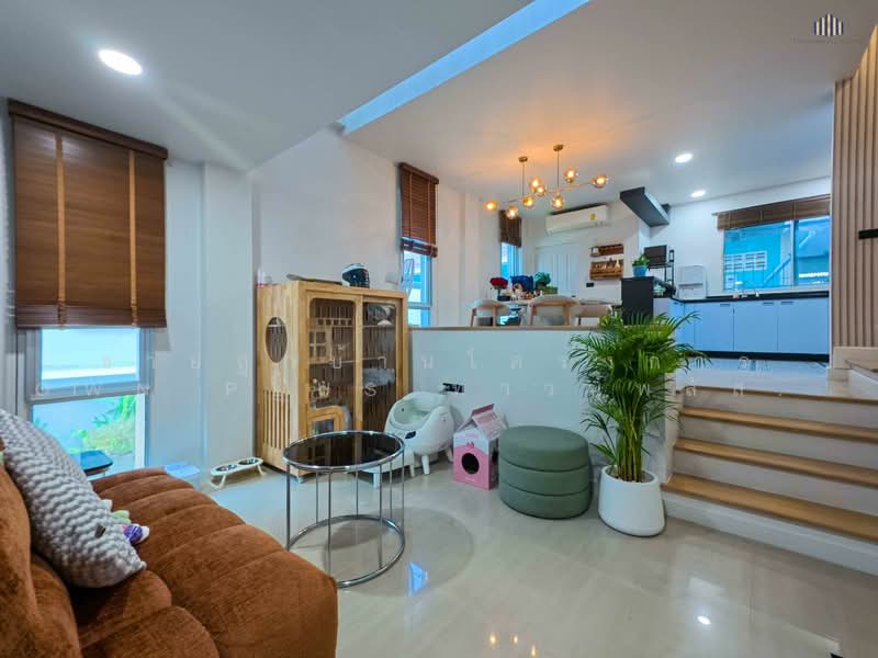 Town Plus Huamark : ทาวน์ พลัส หัวหมาก, กรุงเทพ, ถนนกรุงเทพกรีฑา, หัวหมาก, บางกะปิ, กรุงเทพ, 179 ตร.ม., ทาวน์เฮ้าส์ ขาย, โดย ขายถูกบ้านโครงการ Town Plus ทาวน์พลัส หัวหมากรามคำแหง, 500464612 - DDproperty.com