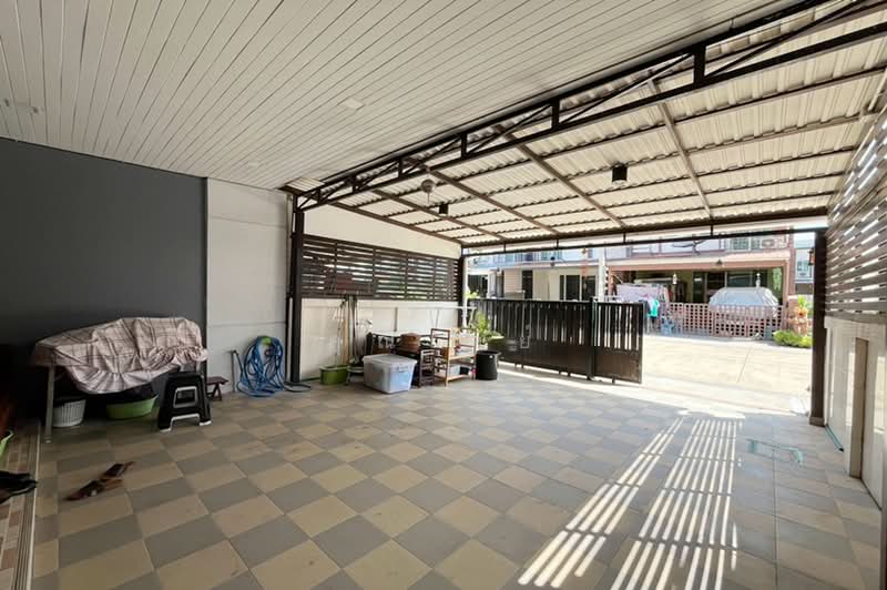 Gusto Sathorn - Taksin : กัสโต้ ทาวน์โฮม สาทร - ตากสิน, กรุงเทพ, จอมทอง, กรุงเทพ, 90 ตร.ม., ทาวน์เฮ้าส์ ขาย, โดย คุณเดย์, 500464618 - DDproperty.com