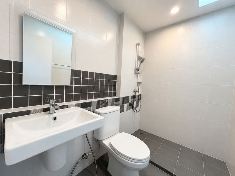 Siri Place Wongwaen-Lamlukka, Pathum Thani, Bung Kham Proi, Lam Luk Ka, Pathum Thani, 3 Bedrooms, 99 sqm, Townhouse For Sale, by ณัฐยา ศิริฐานนท์, 500464619 - DDproperty.com